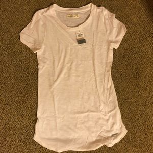 Abercrombie And Fitch t shirt